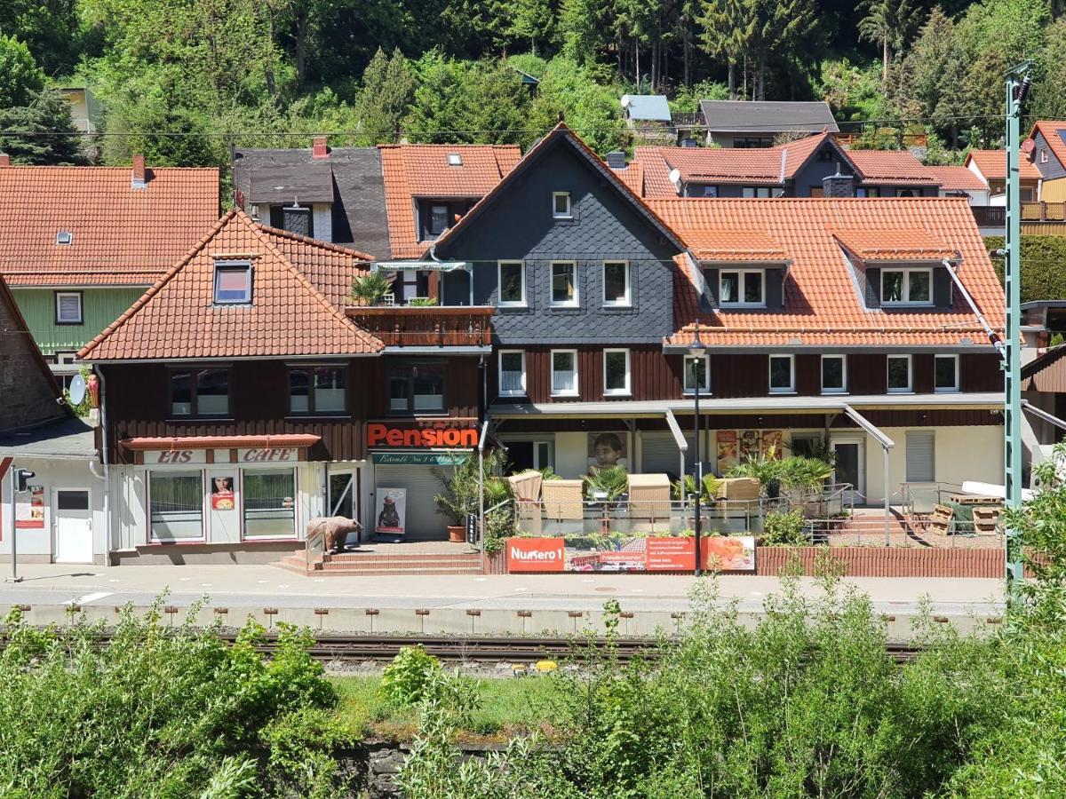 Numero1-Pension Und Cafe Rubeland Exterior photo